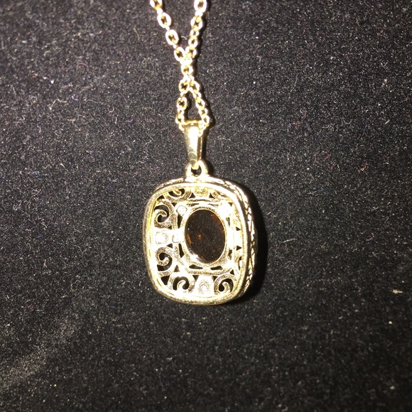 Unique faceted Cognac Quartz with Two Diamond accents with filigree detail 18K/S - Picture 6 of 6